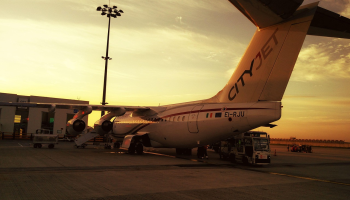 华沙机场最新疫情：安全出行指南