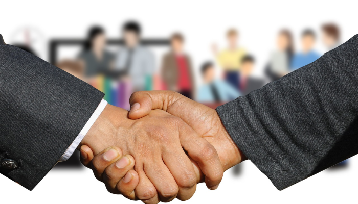 疫情最新治疗情况：科学进步带来希望